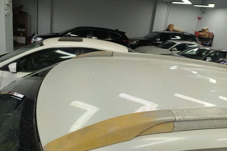 Used Mitsubishi ASX 2013 2.0L CVT Two-Wheel Drive Elite Edition Roof