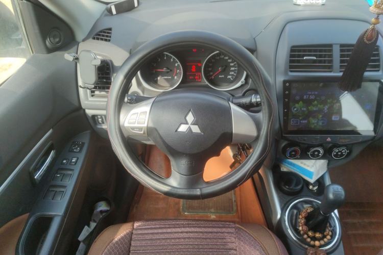 Used Mitsubishi ASX 2013 1.6L Manual Two-Wheel Drive Standard Edition Steering Wheel