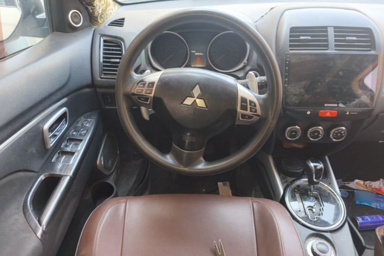 Used Mitsubishi ASX 2013 2.0L CVT 4x4 Flagship Edition Steering Wheel