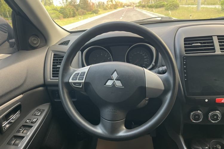 Used Mitsubishi ASX 2013 2.0L Manual Two-Wheel Drive Comfort Edition Steering Wheel