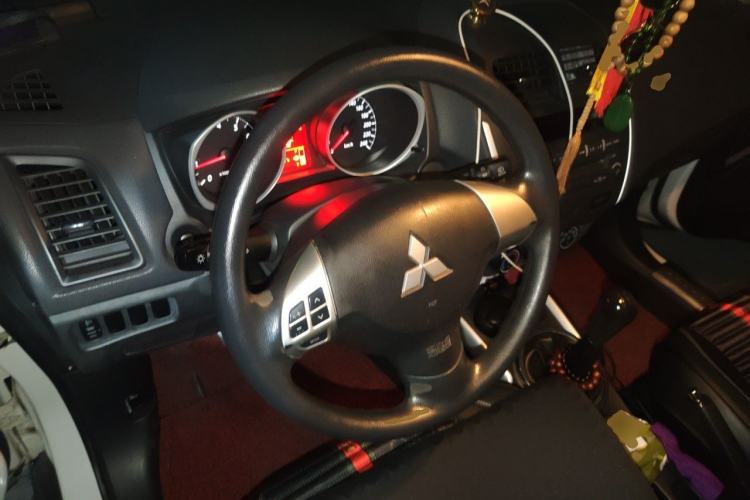 Used Mitsubishi ASX 2013 1.6L Manual Two-Wheel Drive Standard Edition Steering Wheel