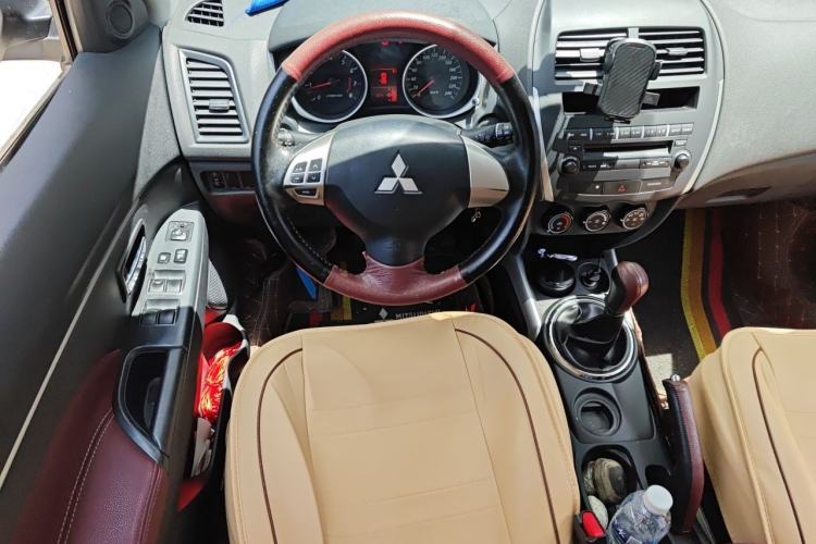 Used Mitsubishi ASX 2013 1.6L Manual Two-Wheel Drive Standard Edition Steering Wheel