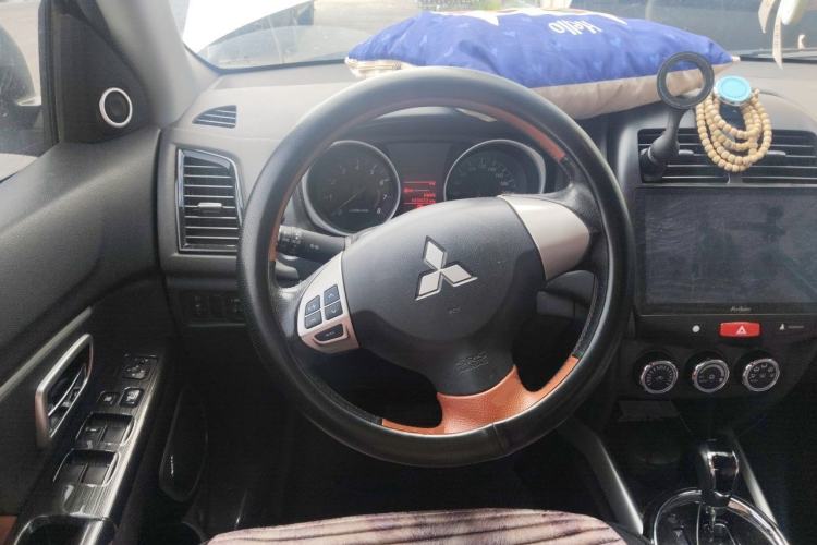 Used Mitsubishi ASX 2013 2.0L CVT Two-Wheel Drive Elite Edition Steering Wheel