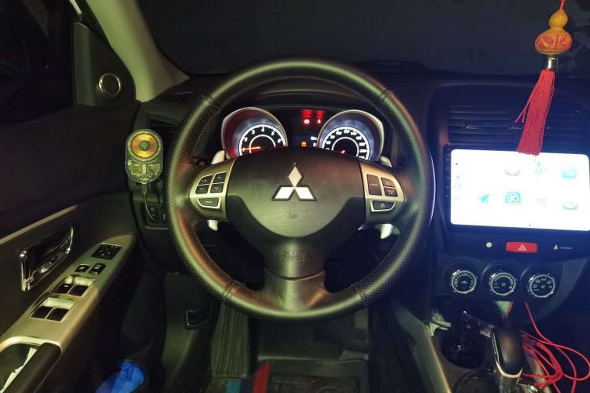 Used Mitsubishi ASX 2013 2.0L CVT Four-Wheel Drive Premium Edition Steering Wheel