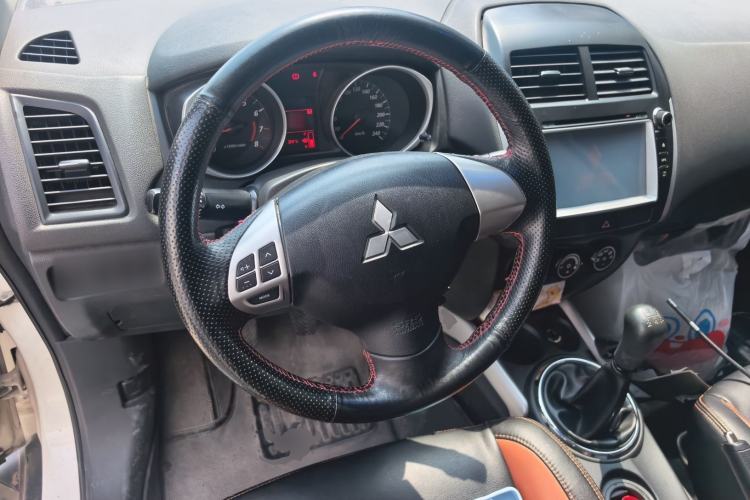 Used Mitsubishi ASX 2013 1.6L Manual Two-Wheel Drive Standard Edition Steering Wheel