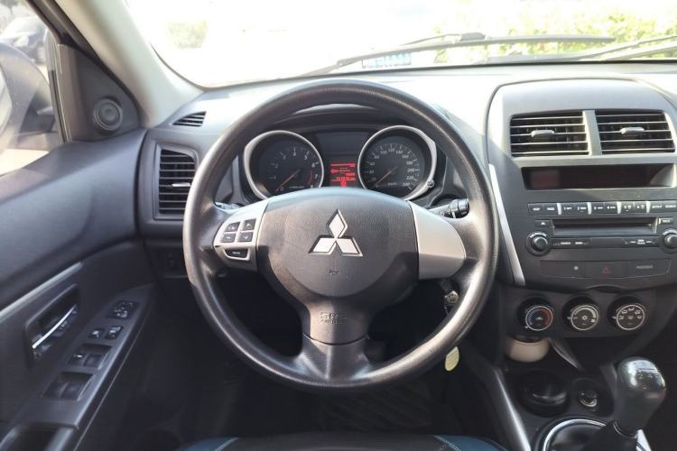 Used Mitsubishi ASX 2013 1.6L Manual Two-Wheel Drive Standard Edition Steering Wheel