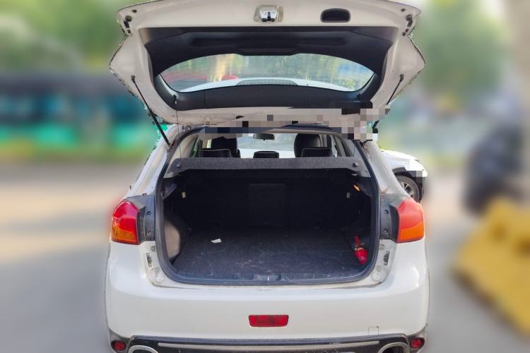 Used Mitsubishi ASX 2013 2.0L CVT Two-Wheel Drive Elite Edition Trunk