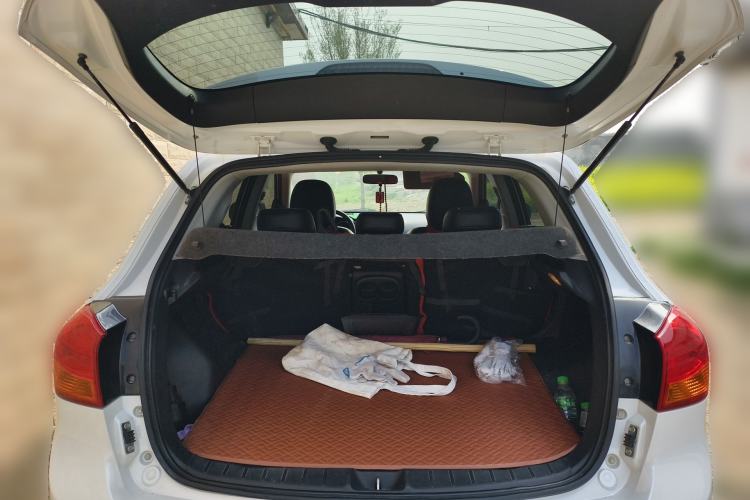 Used Mitsubishi ASX 2013 2.0L CVT Two-Wheel Drive Elite Edition Trunk