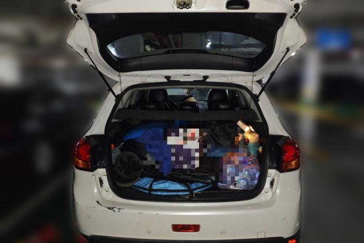 Used Mitsubishi ASX 2013 2.0L CVT Two-Wheel Drive Elite Edition Trunk