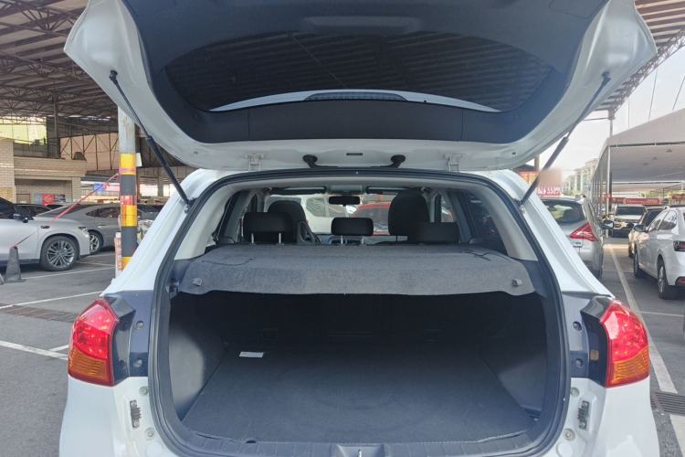 Used Mitsubishi ASX 2013 2.0L CVT Four-Wheel Drive Premium Edition Trunk