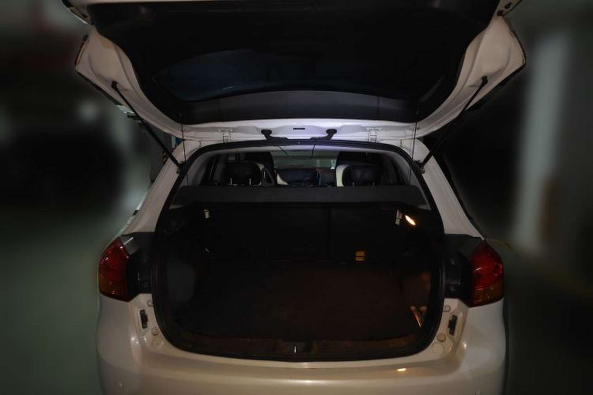 Used Mitsubishi ASX 2013 2.0L CVT Two-Wheel Drive Elite Edition Trunk