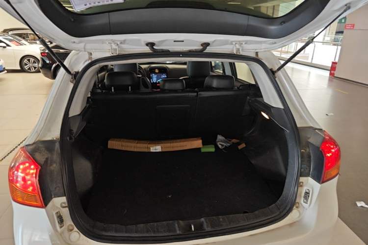 Used Mitsubishi ASX 2013 2.0L CVT Two-Wheel Drive Elite Edition Trunk