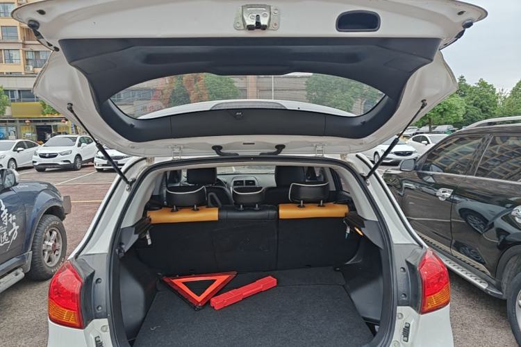 Used Mitsubishi ASX 2013 2.0L CVT Two-Wheel Drive Elite Edition Trunk