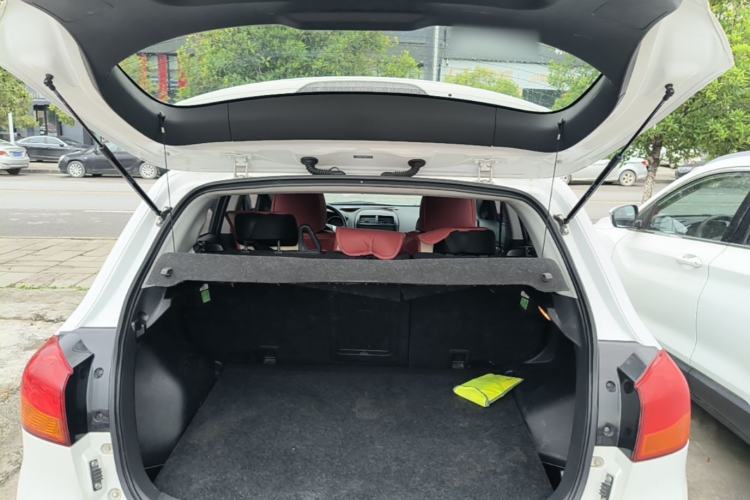 Used Mitsubishi ASX 2013 2.0L CVT Two-Wheel Drive Elite Edition Trunk