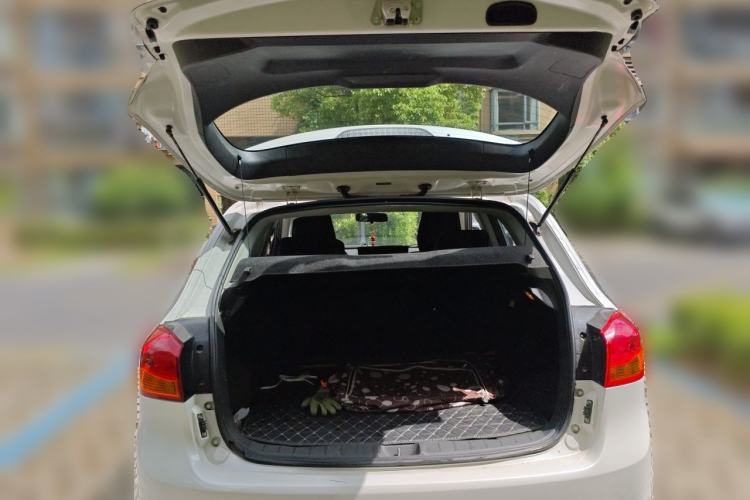Used Mitsubishi ASX 2013 2.0L CVT Two-Wheel Drive Elite Edition Trunk