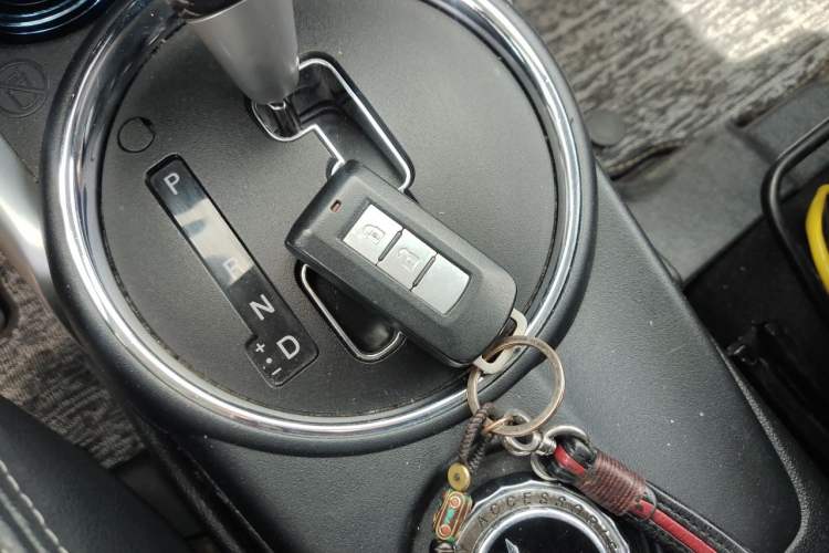 Used Mitsubishi ASX 2013 2.0L CVT Two-Wheel Drive Luxury Edition Vehicle Key