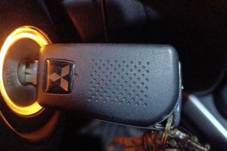 Used Mitsubishi ASX 2013 2.0L CVT Two-Wheel Drive Elite Edition Vehicle Key