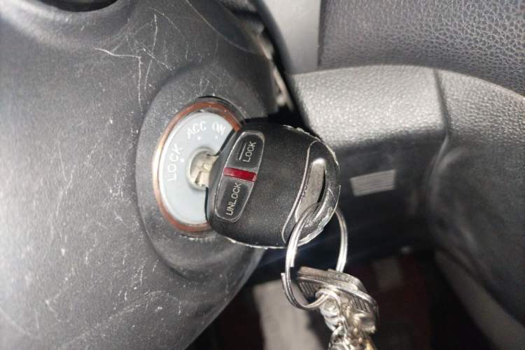 Used Mitsubishi ASX 2013 2.0L CVT Two-Wheel Drive Elite Edition Vehicle Key
