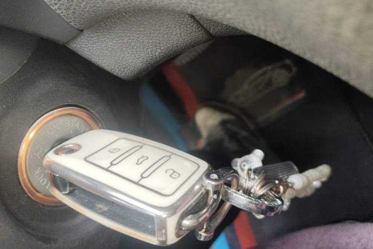 Used Mitsubishi ASX 2013 2.0L CVT Two-Wheel Drive Elite Edition Vehicle Key