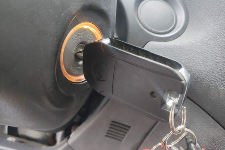 Used Mitsubishi ASX 2013 2.0L CVT Two-Wheel Drive Elite Edition Vehicle Key