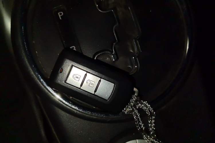 Used Mitsubishi ASX 2013 2.0L CVT Four-Wheel Drive Premium Edition Vehicle Key