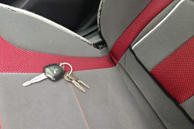Used Mitsubishi ASX 2013 2.0L CVT Two-Wheel Drive Elite Edition Vehicle Key