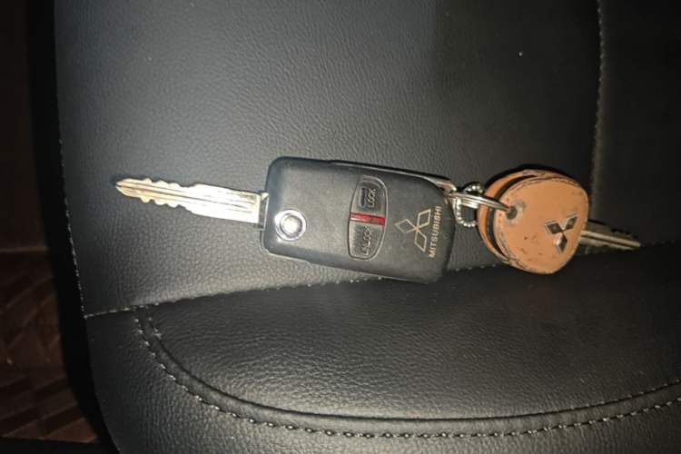 Used Mitsubishi ASX 2013 2.0L CVT Two-Wheel Drive Elite Edition Vehicle Key