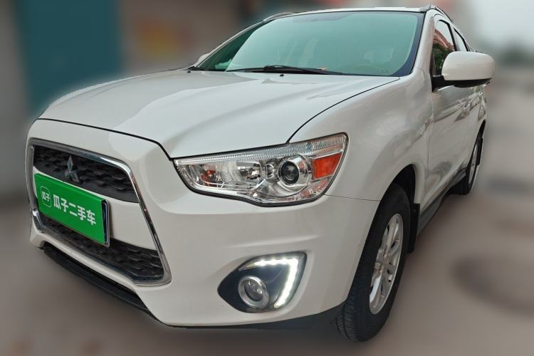 Used Mitsubishi ASX 2013 2.0L CVT Two-Wheel Drive Elite Edition Guazi used car, China used car export, Used car for sale, Used cars, Cheapest cars for sale