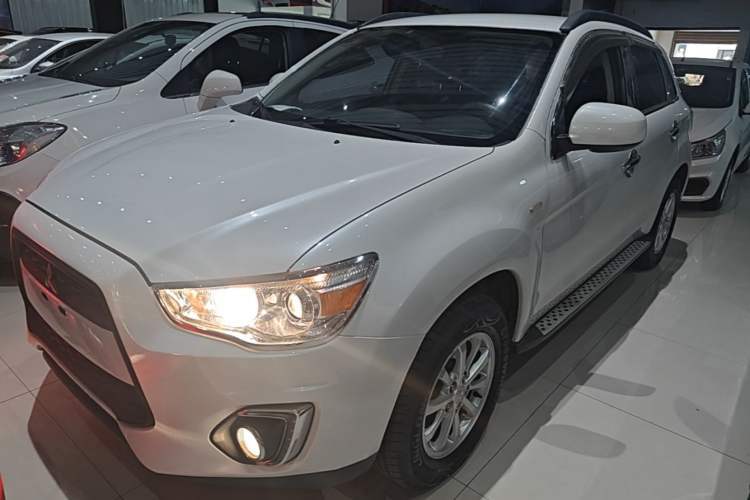 Used Mitsubishi ASX 2013 2.0L CVT Two-Wheel Drive Elite Edition Guazi used car, China used car export, Used car for sale, Used  cars, Cheapest cars for sale