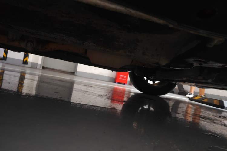 Used Mitsubishi ASX 2014 2.0L CVT Two-Wheel-Drive Overland Edition Chassis Front Right