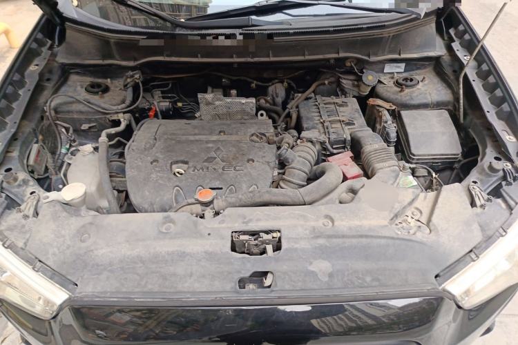 Used Mitsubishi ASX 2015 2.0L CVT Silk Road Commemorative Edition Engine Bay
