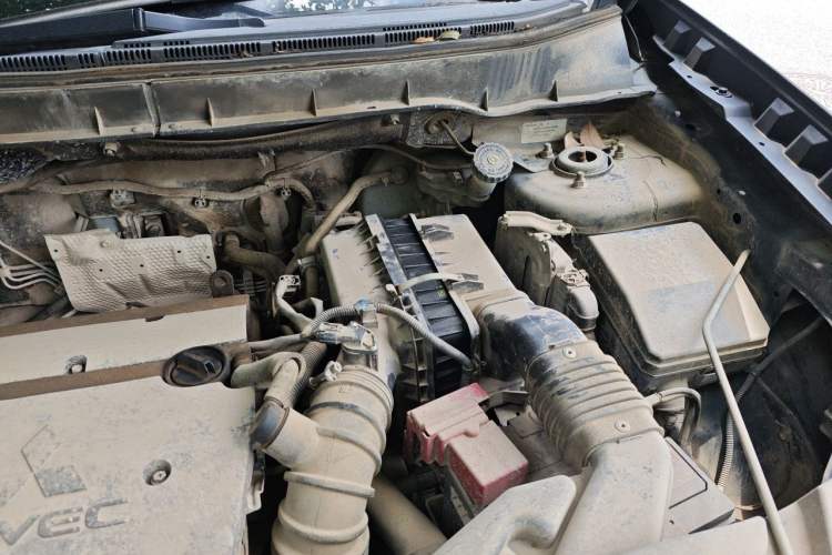 Used Mitsubishi ASX 2015 2.0L CVT Two-Wheel Drive Elite Edition Engine Bay Left