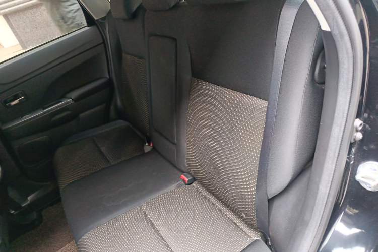 Used Mitsubishi ASX 2015 2.0L CVT Silk Road Commemorative Edition Left Rear Seat