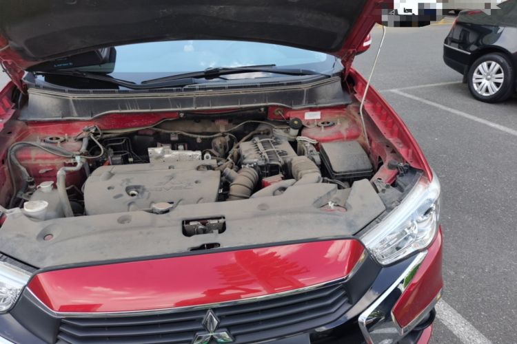 Used Mitsubishi ASX 2015 2.0L CVT Two-Wheel Drive Elite Edition Engine Bay Left