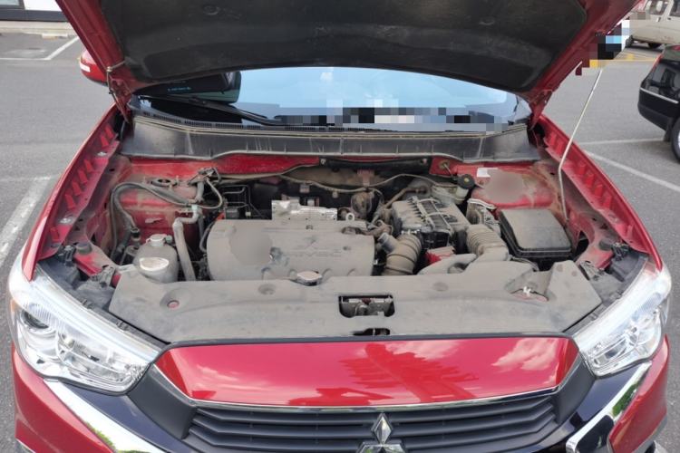 Used Mitsubishi ASX 2015 2.0L CVT Two-Wheel Drive Elite Edition Engine Bay