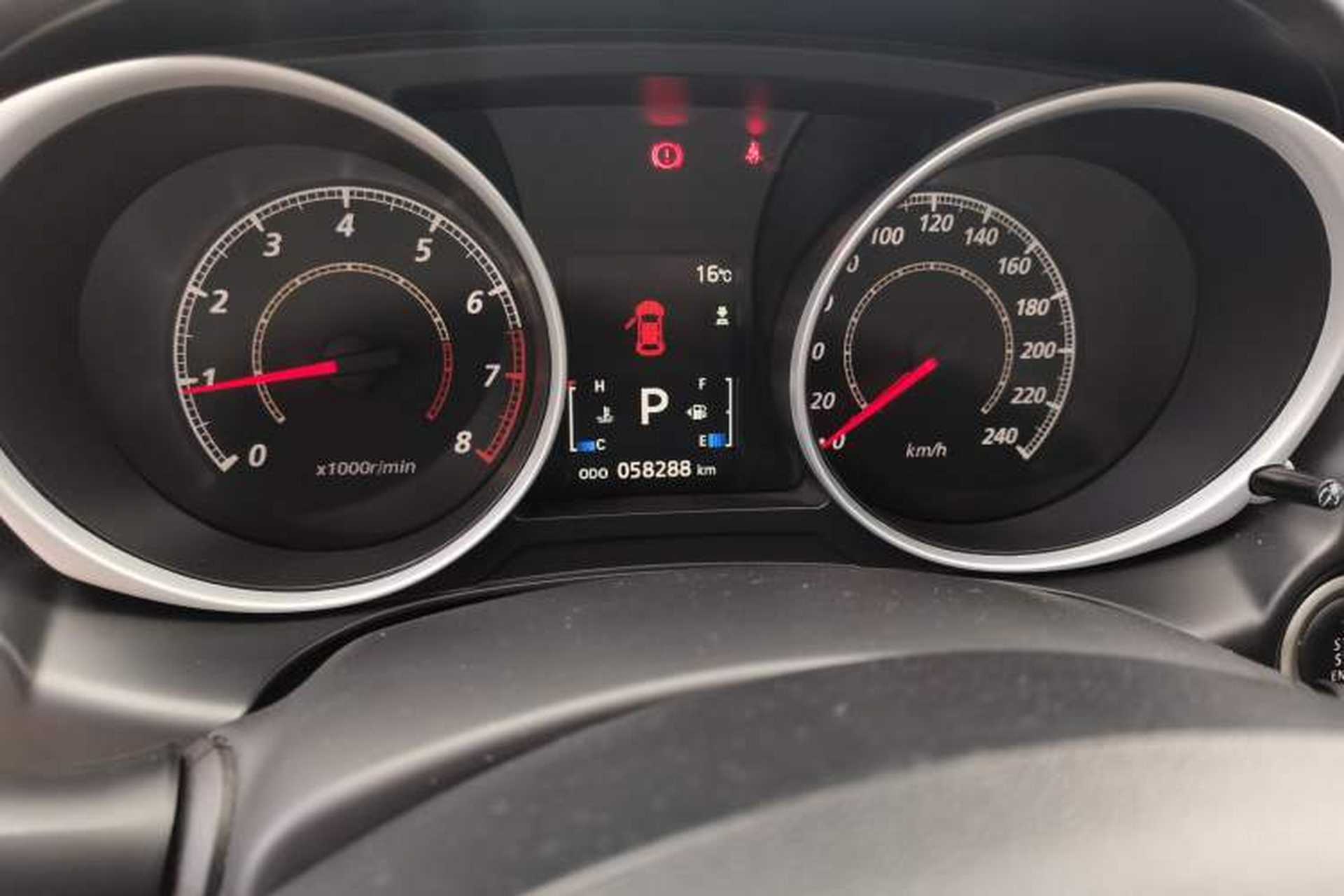 Used Mitsubishi ASX 2015 2.0L CVT Two-Wheel Drive Elite Edition Odometer Close Up