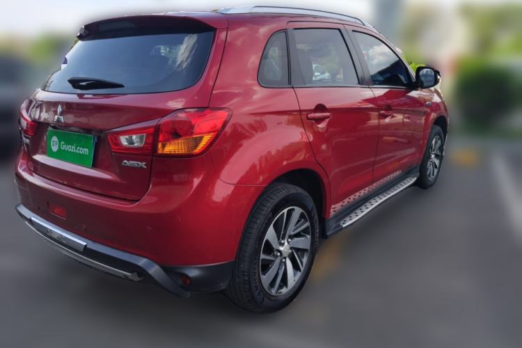 Used Mitsubishi ASX 2015 2.0L CVT Two-Wheel Drive Elite Edition Rear Right 45 Deg