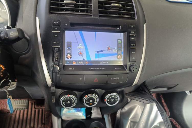 Used Mitsubishi ASX 2015 2.0L CVT Silk Road Commemorative Edition Audio And AC Panel