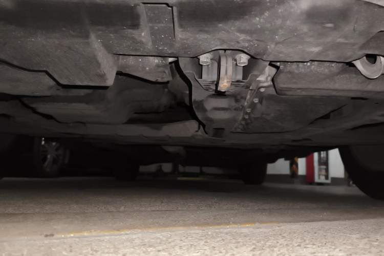 Used Mitsubishi ASX 2015 2.0L CVT Two-Wheel Drive Elite Edition Chassis Front