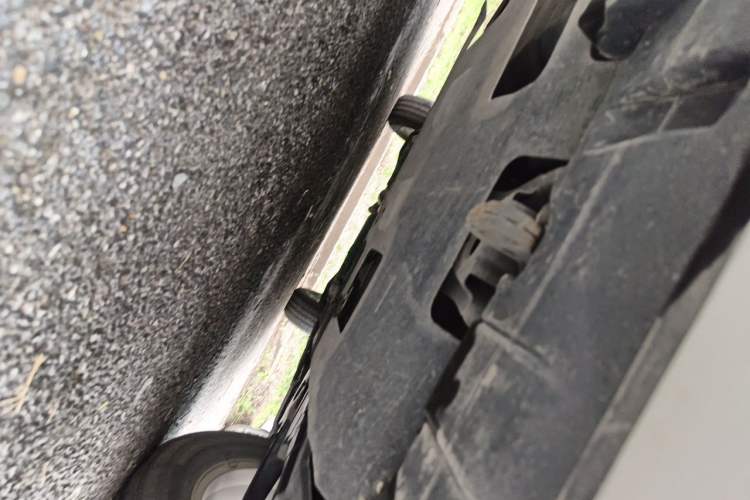 Used Mitsubishi ASX 2015 2.0L CVT Two-Wheel Drive Elite Edition Chassis Front