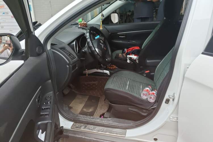 Used Mitsubishi ASX 2015 2.0L CVT Silk Road Commemorative Edition Driver Seat