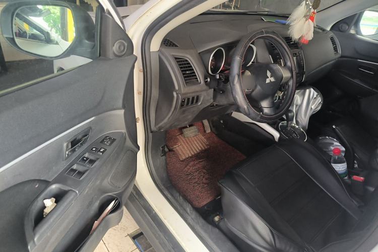 Used Mitsubishi ASX 2015 2.0L CVT Silk Road Commemorative Edition Driver Seat