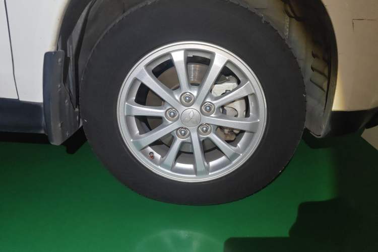 Used Mitsubishi ASX 2015 2.0L CVT Silk Road Commemorative Edition Exterior 7