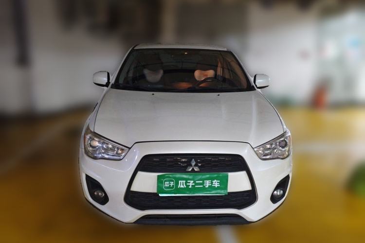Used Mitsubishi ASX 2015 2.0L CVT Two-Wheel Drive Elite Edition Front