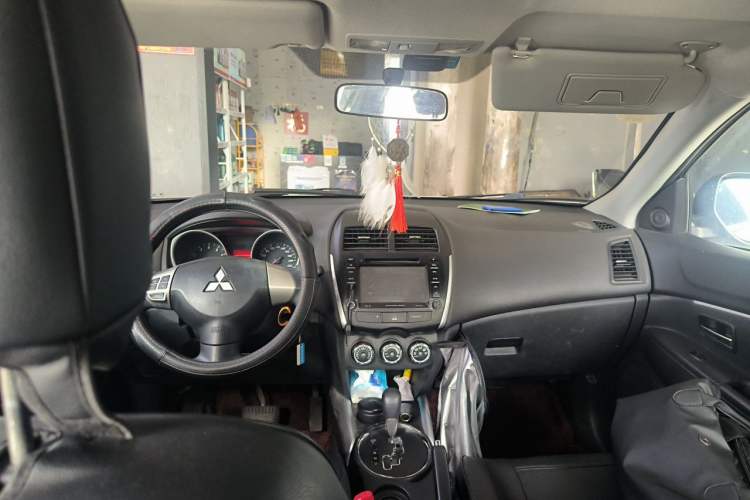 Used Mitsubishi ASX 2015 2.0L CVT Silk Road Commemorative Edition Headliner