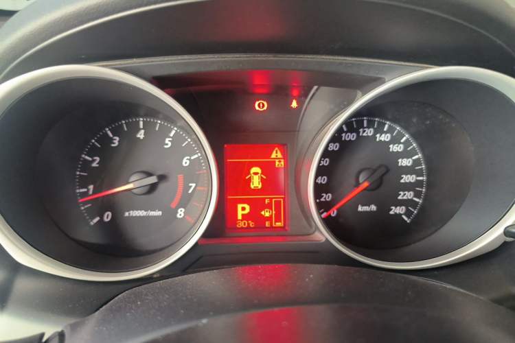 Used Mitsubishi ASX 2015 2.0L CVT Silk Road Commemorative Edition Instrument Cluster