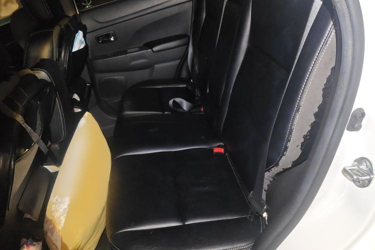 Used Mitsubishi ASX 2015 2.0L CVT Silk Road Commemorative Edition Interior 4