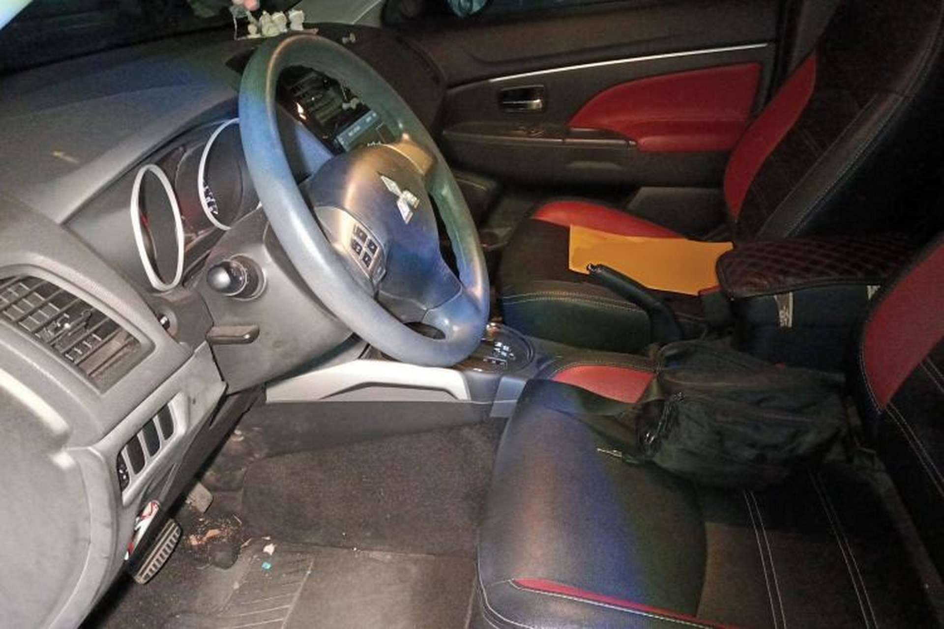 Used Mitsubishi ASX 2015 2.0L CVT Two-Wheel Drive Elite Edition Left Front Seat