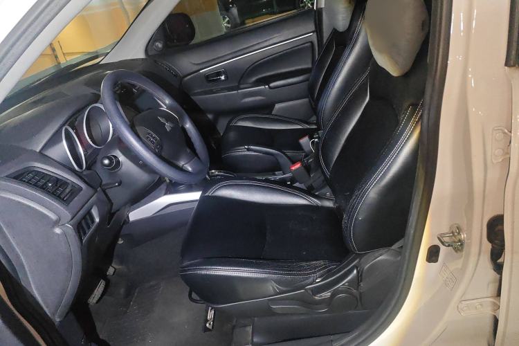 Used Mitsubishi ASX 2015 2.0L CVT Silk Road Commemorative Edition Left Front Seat