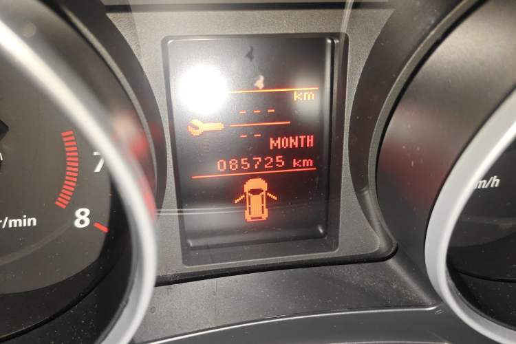Used Mitsubishi ASX 2015 2.0L CVT Silk Road Commemorative Edition Odometer Close Up